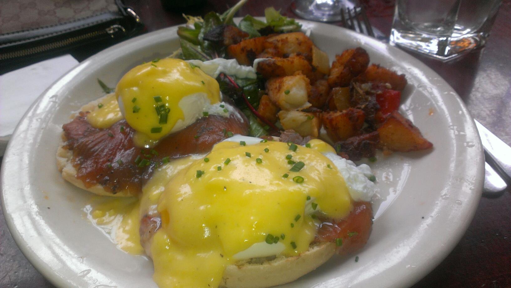 Salmon Benedict