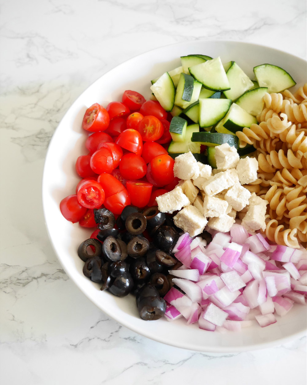 Easy Vegan Greek Pasta Salad Recipe